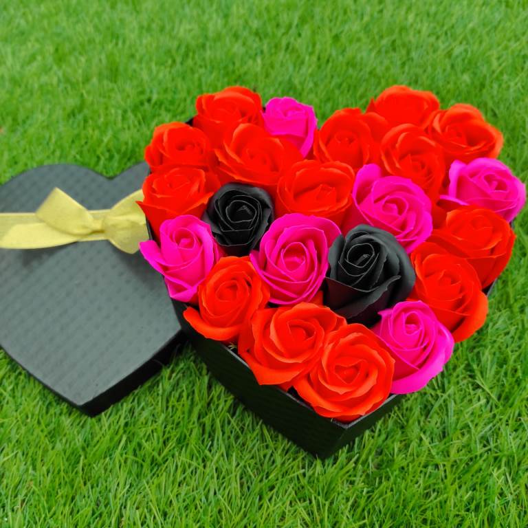 sarki fény szappanvirág doboz